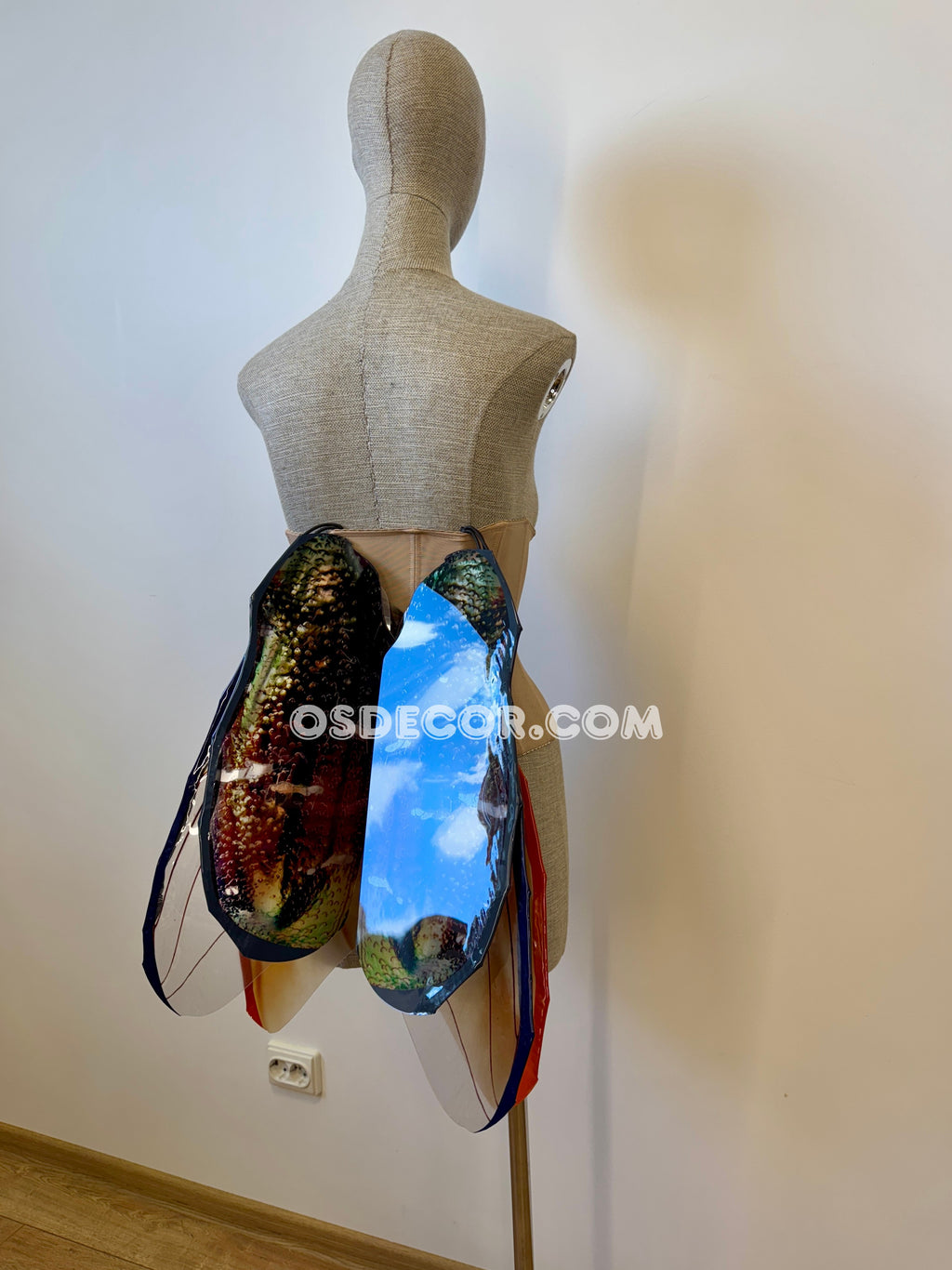 Golden Bronze Beetle Wings